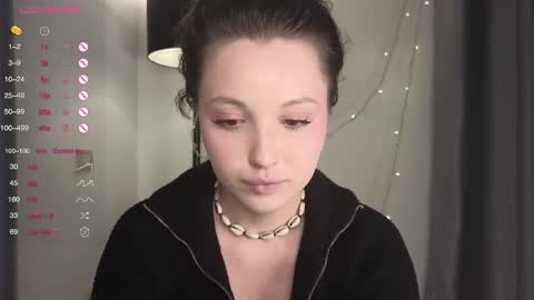 Lili online show from March 1, 2:26 am