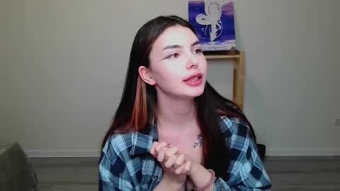 Snapshot of peachybabe__ chatting on March 2, 3:02 am Peachy online show from March 2, 3:02 am