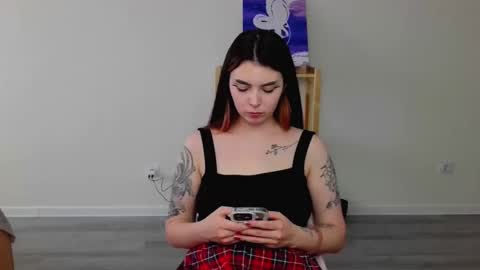 Snapshot of peachybabe__ chatting on February 26, 7:45 am Peachy online show from February 26, 7:45 am