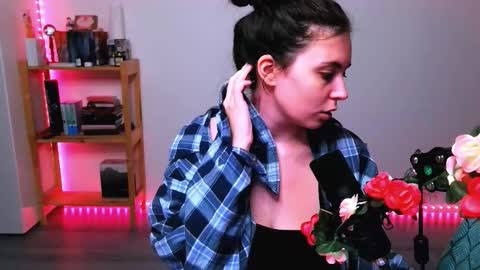 Snapshot of peachybabe__ chatting on October 17, 2:54 pm Peachy online show from October 17, 2:54 pm