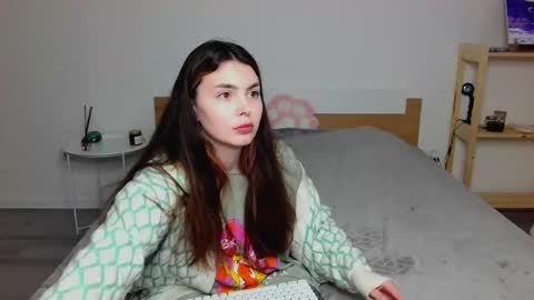 Snapshot of peachybabe__ chatting on March 5, 3:51 pm Peachy online show from March 5, 3:51 pm