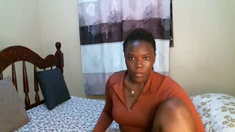 Snapshot of peachygirl255 chatting on September 13, 3:58 pm Peachy online show from September 13, 3:58 pm