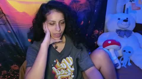 PeachyKeenTV online show from December 3, 5:48 am