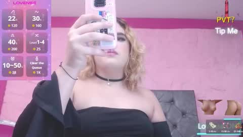 Snapshot of pearl_michelts chatting on October 5, 12:46 pm michel online show from October 5, 12:46 pm