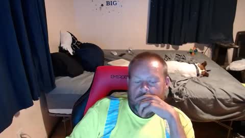 pecker40 online show from September 12, 4:47 am