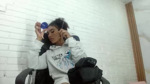 Penelopee Rouse online show from November 4, 7:48 pm