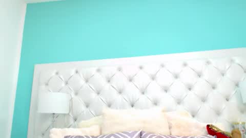 Penelope Laurent online show from January 11, 1:39 pm