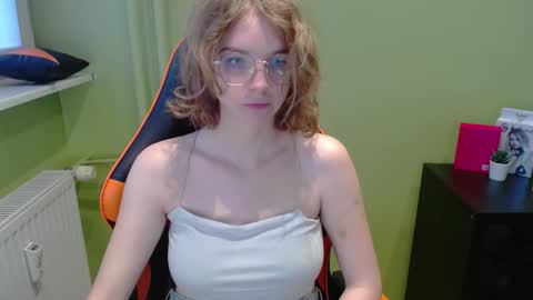 Penny online show from December 1, 7:50 am