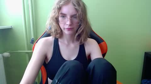 Penny online show from March 18, 7:14 am