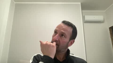 Snapshot of peppinslosqualo chatting on January 12, 8:36 pm peppinslosqualo online show from January 12, 8:36 pm