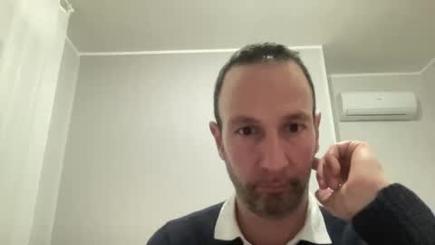 Snapshot of peppinslosqualo chatting on January 4, 1:31 am peppinslosqualo online show from January 4, 1:31 am