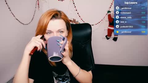 Mia online show from January 13, 7:27 am