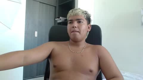 percibal_junior1 online show from January 23, 4:04 pm