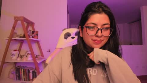 Sarah Ana Banana online show from February 5, 1:26 am