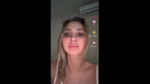 perfectjuliaa online show from November 13, 2:36 am