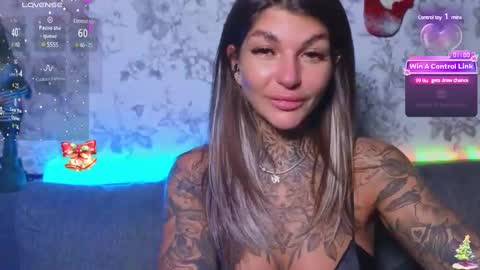 Snapshot of perfecttbaby77n chatting on December 20, 11:00 am Anna online show from December 20, 11:00 am
