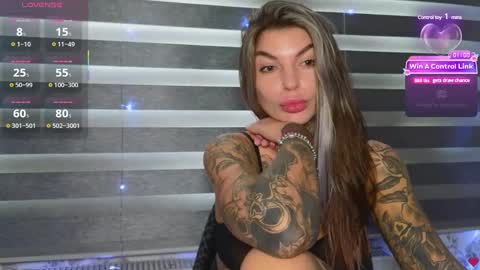 Snapshot of perfecttbaby77n chatting on February 22, 6:50 am Anna online show from February 22, 6:50 am