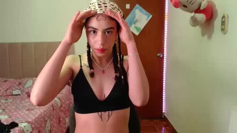 perlaweb_09 online show from November 26, 11:34 pm