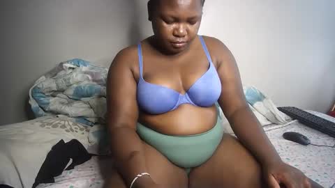 perpetual_doll online show from December 3, 8:26 am