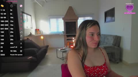 Snapshot of persefone_saira chatting on January 23, 9:50 pm Marie online show from January 23, 9:50 pm