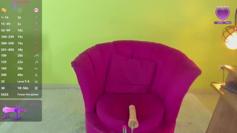 Snapshot of persefone_saira chatting on January 17, 12:42 pm Marie online show from January 17, 12:42 pm