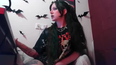 Persephone online show from March 4, 1:19 pm