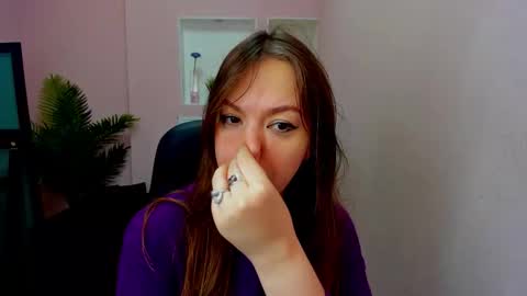 Snapshot of persinaky chatting on October 4, 3:54 pm horror flying on the wings of the night.... online show from October 4, 3:54 pm