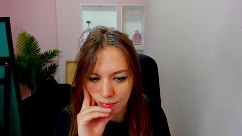 Snapshot of persinaky chatting on September 29, 3:55 pm horror flying on the wings of the night.... online show from September 29, 3:55 pm