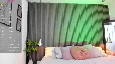 Lizza online show from December 2, 11:19 am