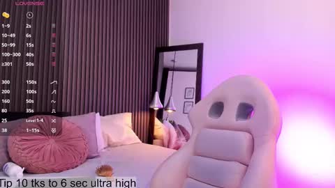 Lizza online show from October 3, 12:13 pm