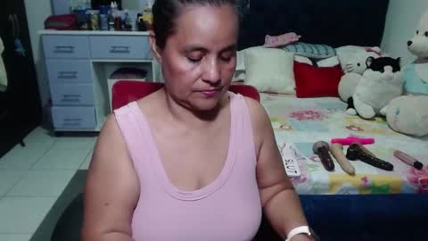 Snapshot of pervert_mommy_x chatting on September 30, 11:21 am SAMY online show from September 30, 11:21 am