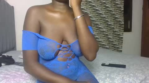 Esmerelda online show from April 24, 1:40 am