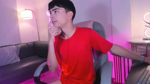 Peter online show from November 9, 6:43 pm