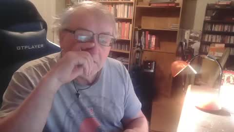 Snapshot of peterinohio57 chatting on October 16, 12:27 pm peterinohio57 online show from October 16, 12:27 pm