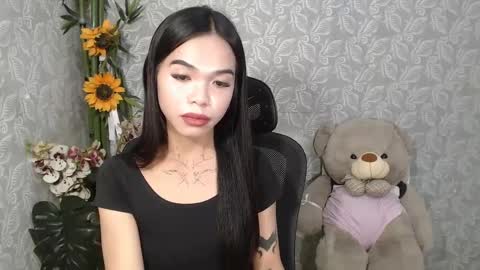Snapshot of petite_angelx chatting on March 1, 4:22 pm angel online show from March 1, 4:22 pm