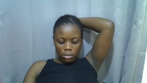 Snapshot of petite_melan chatting on September 10, 6:31 pm petite_melan online show from September 10, 6:31 pm