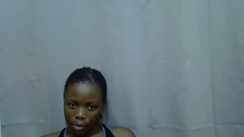 Snapshot of petite_melan chatting on September 17, 12:30 pm petite_melan online show from September 17, 12:30 pm