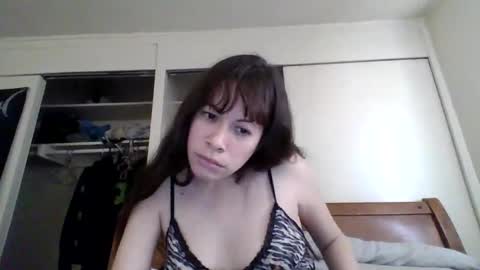 Snapshot of petitedoll30 chatting on February 20, 10:48 pm Petitedoll30 online show from February 20, 10:48 pm