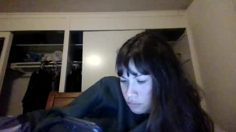 Snapshot of petitedoll30 chatting on February 12, 2:14 am Petitedoll30 online show from February 12, 2:14 am