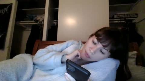 Snapshot of petitedoll30 chatting on January 31, 3:30 am Petitedoll30 online show from January 31, 3:30 am