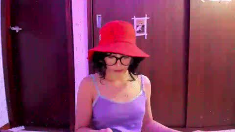 Lunna online show from October 12, 12:03 am