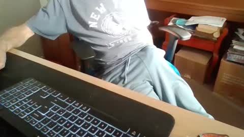 petitwilly online show from November 13, 11:02 am