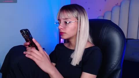 Peyton online show from October 14, 3:42 am