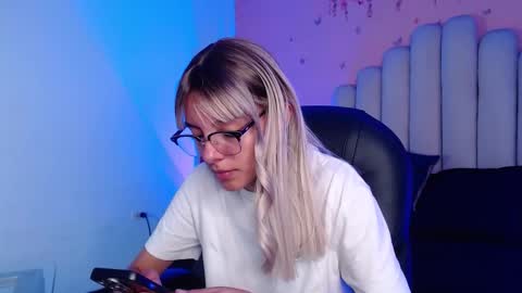 Peyton online show from October 17, 3:32 am