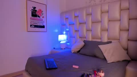 Peyton online show from December 2, 11:52 am