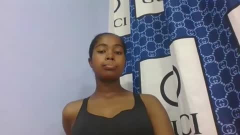 phania185885 online show from February 26, 9:01 am