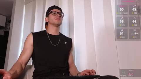 phantom_bigger1 online show from September 22, 1:04 pm