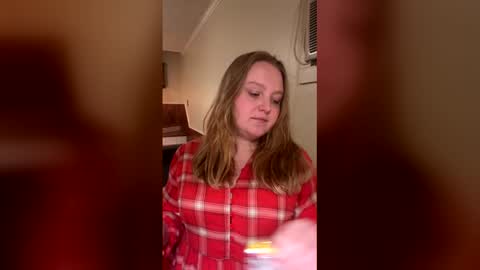 PhatAssBlond online show from December 13, 11:44 pm