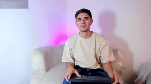 philiprich online show from October 10, 8:03 pm