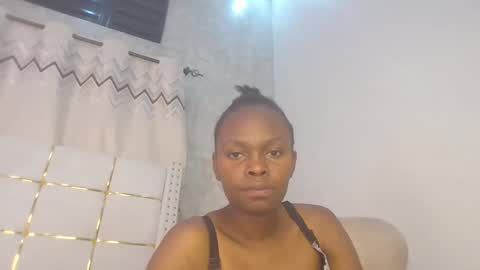 phoebe online show from February 9, 7:49 pm